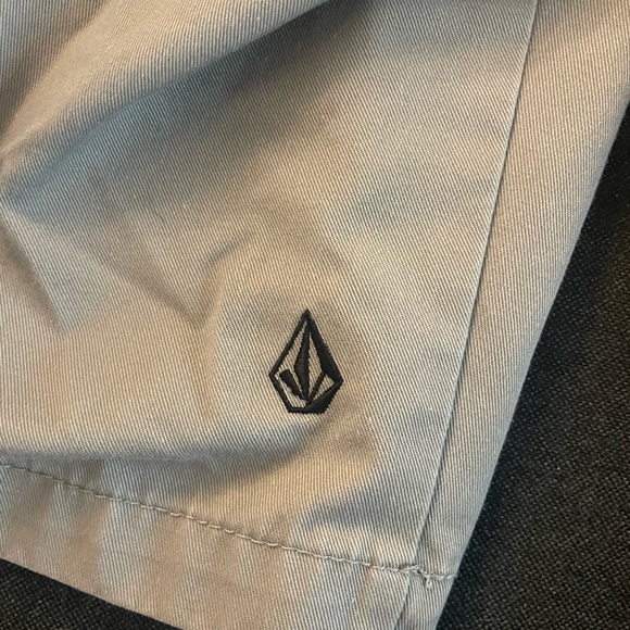 Men’s Volcom Frickin Chino Shorts - Picture 5 of 7